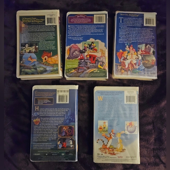 Vintage Bundle VHS Disney Classics - Picture 8 of 8